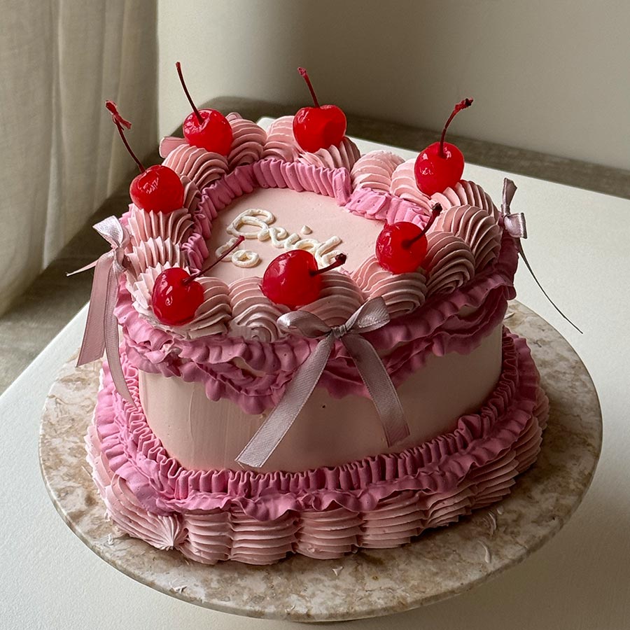 Vintage retro cake